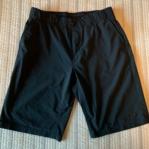 Men Oakley shorts